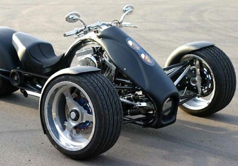 Another cool Reverse Trike... - Pennock's Fiero Forum Heavy Motorcycle, Three Wheel Motorcycles, 3 Wheel Motorcycle, Motos Harley, Custom Trikes, Can Am Spyder, Reverse Trike, Motorcycles And Scooter, Concept Motorcycles