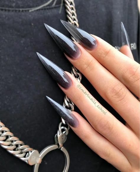 Black Stiletto Nails, Witchy Nails, Punk Nails, Gothic Nails, Goth Nails, Grunge Nails, Stiletto Nails Designs, Dark Nails, Hot Nails