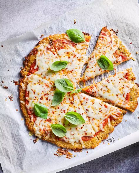 Ground Chicken Pizza Crust Ground Chicken Pizza Crust Keto, Ground Chicken Pizza Crust, Ground Chicken Pizza, Ww Pizza, Chicken Pizza Crust, Low Carb Pizza Crust, Aip Keto, Baked Chicken Casserole, Cabin Food