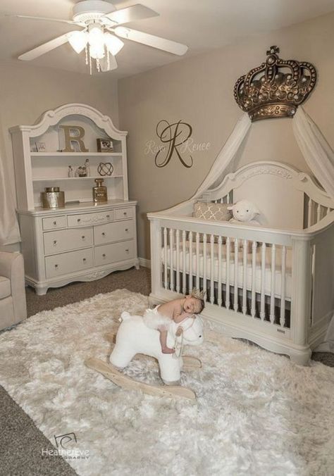 Baby room decor ideas || new born baby room designs and decoration Torturi Baby Shower, Cozy Baby Room, Baby Nursery Inspiration, Baby Room Organization, White Crib, Baby Room Themes, Baby Boy Room Decor