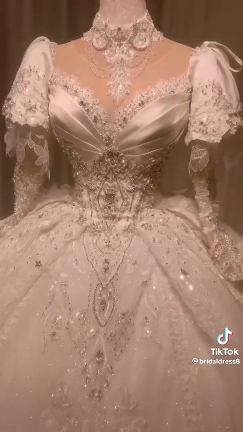 Winter Wedding Dresses, Fairytale Wedding Dress, Wedding Dress Sewing Patterns, Extravagant Wedding Dresses, Crystal Wedding Dresses, Wedding Dress Bustle, Sparkly Wedding Dress, Extravagant Wedding, Long Gowns