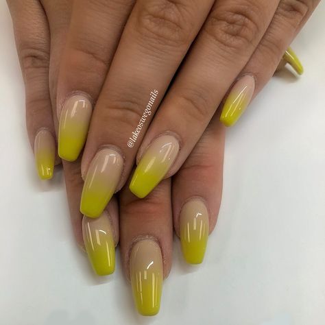 neon and nude ombre nails Neon Green Ombre Nails, Colourful Ombre Nails, Green Ombre Nails, Nude Ombre Nails, Nude Nail Art, K Nails, Ombre Nail Art, Ombre Nail Art Designs, Blending Colors