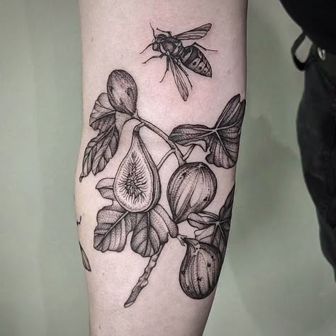 Blackwork Flower Sleeve, Chicken Of The Woods Tattoo, Botanical Tattoo Black And White, Realistic Botanical Tattoo, Black And Grey Nature Tattoos, Herb Bundle Tattoo, Fig Branch Tattoo, Botanical Forearm Tattoo, Fig Leaf Tattoo