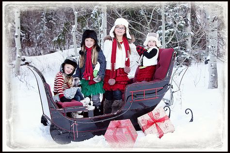 sled shoot Sleigh Photoshoot, Christmas Picture Ideas, Family Holiday Pictures, Christmas Sled, Holiday Portraits, Family Christmas Pictures, Christmas Portraits, Christmas Picture, Dashing Through The Snow