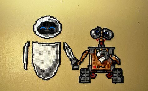 Wall-E and Eve hama perler beads by meddygarnet Hama Disney, Wall E And Eve, Wall E Eve, Hama Mini, Perler Creations, Stitch Character, Perler Art, Hama Beads Design, Melty Beads