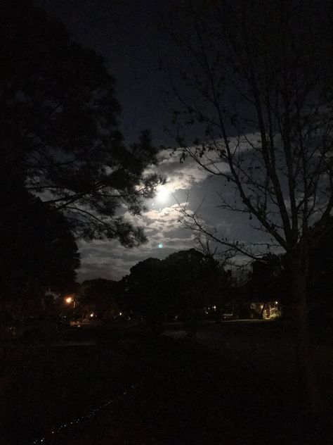 Moon Pics Night, Moon Real, Moon Pics, Real Moon Pictures, Moon Asethic Pictures Night, Moon Pics Night Aesthetic, Real Sky Pics Night, Night Sky Real Pic, Late Night Moon Aesthetic