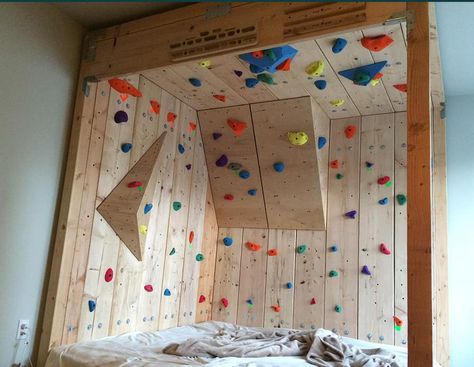 Top 10 Home Climbing Gym Designs – Send Edition Home Climbing Wall, Indoor Jungle Gym, Indoor Climbing Wall, Bouldering Wall, Diy Rocket, Climbing Walls, Kids Climbing, Ways To Wake Up, Rock Climbing Wall