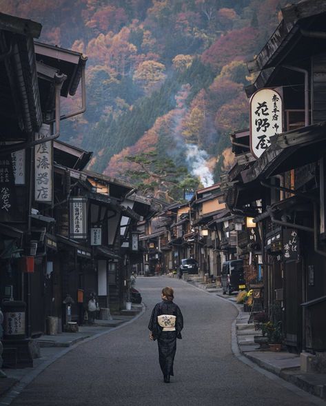 Japan Travel Outfit, Anakin Vader, Japan Destinations, Japan Vacation, Japanese Lifestyle, Japan Travel Tips, Japan Photography, Japan Aesthetic, Aesthetic Japan