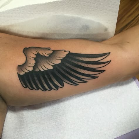 Angel wing tattoo ငှက်တောင်ပံ Tattoo, American Traditional Wings Tattoo, Wing Tattoo Cover Up, Wing Tattoo Traditional, Wings Tattoo Designs Men, Wings Cover Up Tattoo, Traditional Angel Wings Tattoo, Black Wing Tattoo, Black Wings Tattoo