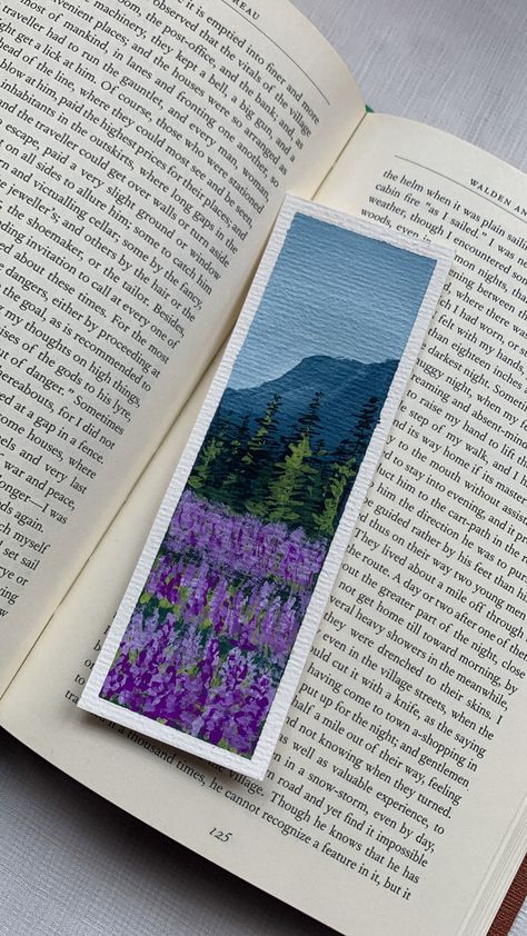 Gouache Painting Bookmark, Diy Bookmarks Painting, Bookmark Gouache, Artistic Bookmarks, Gouache Bookmark, Bookmark Illustration, Bookmarks Design, Gouache Ideas, Bookmark Painting