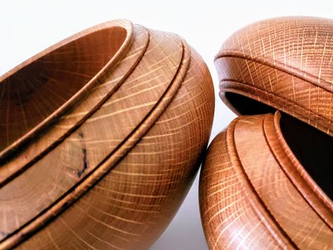 Turned Bowls, Wood Turned Bowls, Carved Wooden Bowl, Woodworking Lathe, Wood Turning Lathe, Lathe Projects, Wood Turner, Wood Turning Projects, Wooden Utensils