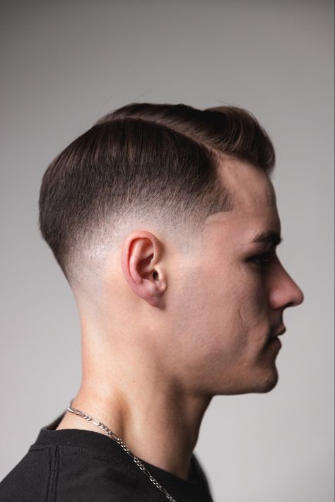 Sergio Barron demonstrates how to do this haircut for men step by step on youtube! #barber #menshair #menshairstyle #barbershop Beginner Barber Tips, Barbering School, Best Barber Clippers, Self Haircut, Barber Shop Haircuts, Faded Culture Barber, How To Fade, Scissors Design, Barbers Cut