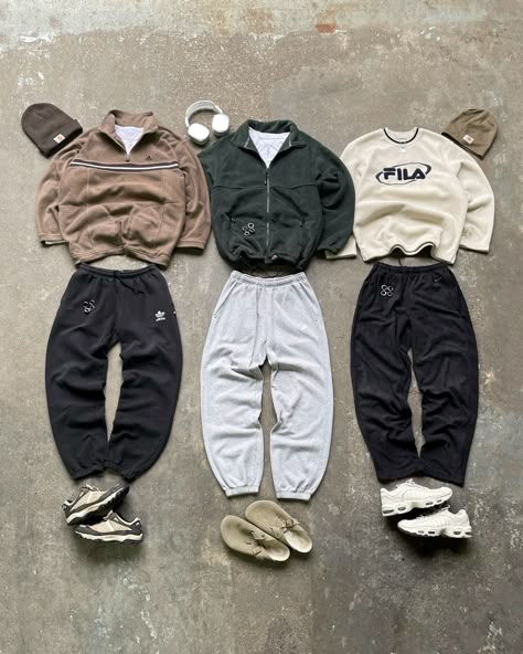 OUR COMFY COLLECTION IS LIVE ☁  - 150+ vintage pieces to keep you as snug as a bug in a rug this winter. Tap to shop the fits. - Shop smart, shop sustainably 🛒 Ll Bean Outfits Men, Mens Fits Winter, Green Longsleeves Outfit Men, Men’s Outfit Ideas Winter, Casual Men Clothes, Mens Winter Fashion Aesthetic, Casual Men Outfits Streetwear, Streetwear Fashion Brands, Mens Outfits Inspiration