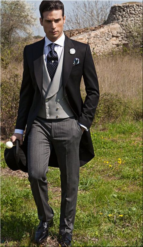 Groom Suit White, Black Prom Suits, Men Suits Wedding, The Suits, A Man In A Suit, Man In A Suit, Best Man Wedding, Morning Dress, Blue Suit Men