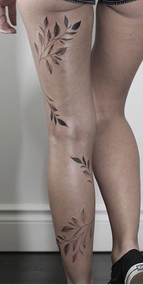 Tattoo Bein Frau, Flower Leg Tattoos, Grim Reaper Tattoo, Female Tattoos, Stylish Tattoo, Vine Tattoos, Cat Tattoos, Leg Tattoos Women, Tiny Tattoo