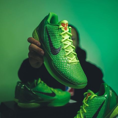 Kobe 6 Shoes, Kobe 6 Grinch, Kobe Sneakers, Kobe 6 Protro, Crazy Sneakers, Bb Shoes, Kobe 6, Shoe Poster, Shoe Basket