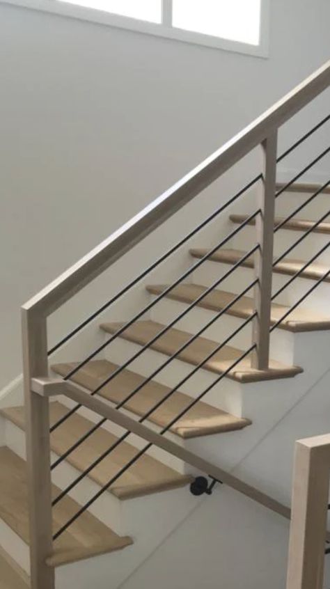 Steps Railing Design Indoor, Railing Design Indoor, Indoor Steps, Steps Railing, Stairs Indoor, Stairway Railing, Step Railing, Interior Staircase, Stairway Design