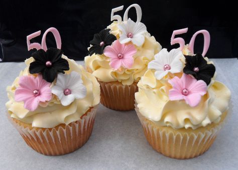 Samples made for Belinda Mum's 50th Birthday - hope she likes them. Vanilla cupcakes with vanilla swiss buttercream. Birthday Cupcakes For Women, 50th Birthday Cupcakes, Anniversary Cupcakes, Moms 50th Birthday, 50th Cake, 50th Birthday Decorations, Cupcake Birthday Cake, 50th Birthday Cake, 50th Party