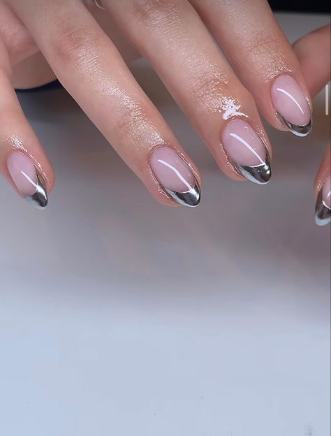 B2s Nails, Chrome Silver Nails, Casual Nails, Blush Nails, Soft Nails, Chrome Silver, Oval Nails, Short Acrylic, Neutral Nails