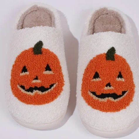 New Soft Halloween Fall Pumpkin Slippers Size 5 Thru 10 Available See All Pics Event Dresses Long, Fuzzy Slides, Athletic Wear Womens, White Halloween, Plush Slippers, Pumpkin Print, White Pumpkins, Denim Shorts Women, House Slippers