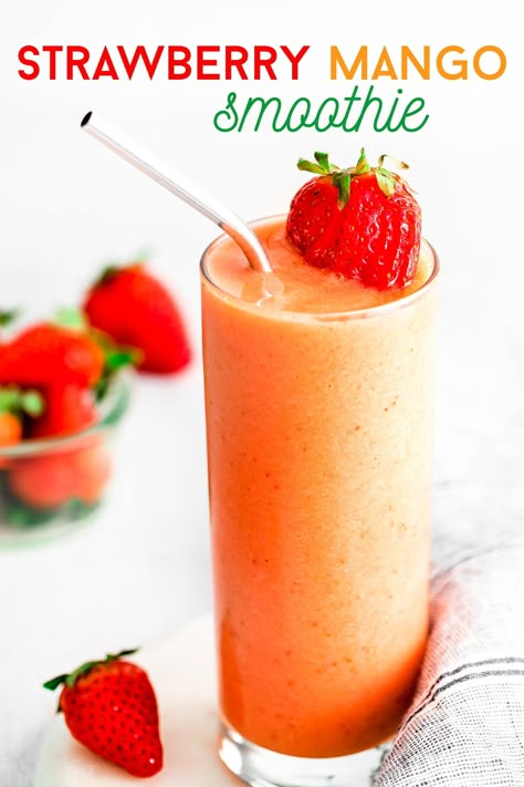 Blend Jet, Strawberry Mango Smoothie, Blender Drinks, Mango Smoothie Bowl, Mango Banana Smoothie, Green Breakfast, Mango Smoothie Recipes, Smoothie Ideas, Protein Smoothies