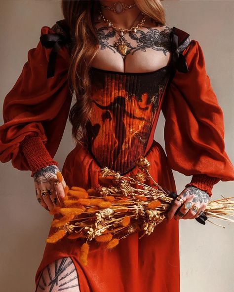 Which autumnal academia look is your favourite? (Yes I'm calling it that) 🍁🍂 1-8, which would you choose and why? More warm autumnal looks to come. Redheads wearing burnt orange tones were just meant to be 🧡 don't let anyone tell you otherwise. Celebrate Beltane, Alt Hippie, Vampire Life, Halfway To Halloween, Formal Goth, Ren Faire Outfits, People Dance, October Fashion, Corset Costumes