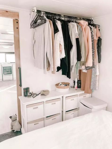 Wardrobe Organisation Ideas, Small Wardrobe Organisation, Organize Wardrobe, Uni Bedroom, Wardrobe Organization, Room Organization Bedroom, Amazing Bedroom Designs, Diy Room Decor For Teens, Wardrobe Organisation