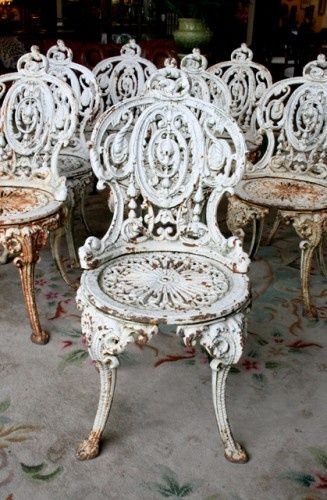 Following a couple of coats of black semigloss Rustoleum spray paint, these eight #Victorian #cast-iron #garden #chairs will look like new! Iron Garden Furniture, Cast Iron Garden Furniture, Wrought Iron Garden Furniture, Rustoleum Spray Paint, Vintage Patio, Iron Bench, Iron Chair, Furniture Chairs, French Garden