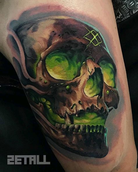 Colour Skull Tattoo, Colored Skull Tattoo, Galaxy Tattoo Sleeve, Finger Tattoos Words, Skull Artwork Illustrations, Cool Skull Drawings, Colored Tattoo Design, Zombie Tattoos, Neo Tattoo