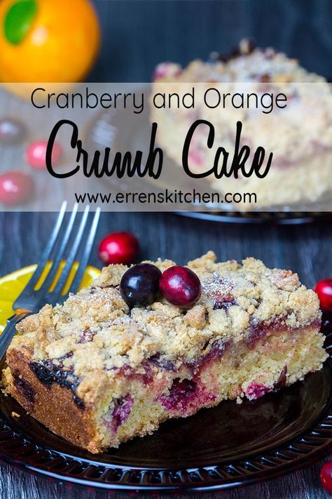 There’s no other way to get into Christmas mode than having a Christmas cake, With this easy recipe for Cranberry and Orange Crumb cake, topped with a crumb topping and a touch of Cinnamon, Christmas will be in your home! #ErrensKitchen #crumbcake #christmasrecipes Orange Crumb Cake, Cranberry Crumb Cake, Easy Homemade Breakfast, Cinnamon Christmas, Streusel Cake, Crumb Cake Recipe, Gingerbread Recipe, Cranberry Recipes, Delicious Cake Recipes