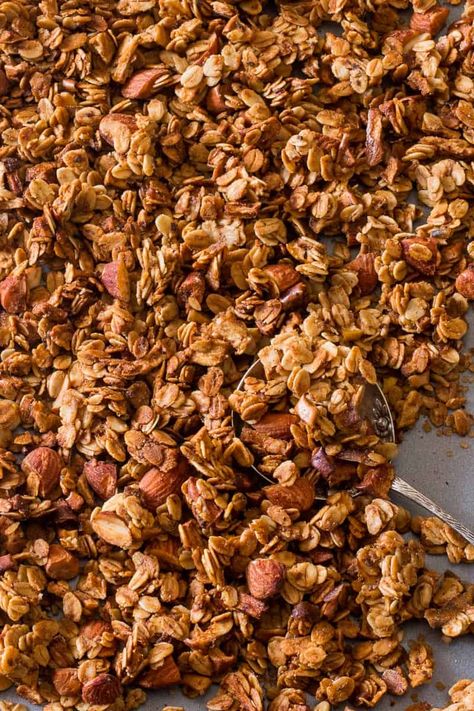 Apple Pie Granola, Stovetop Granola, Fresh Apple Pie, Gluten Free Granola Recipe, Apple Granola, Gluten Free Apple Pie, Dehydrated Apples, Winter Breakfast, Plant Based Recipes Breakfast