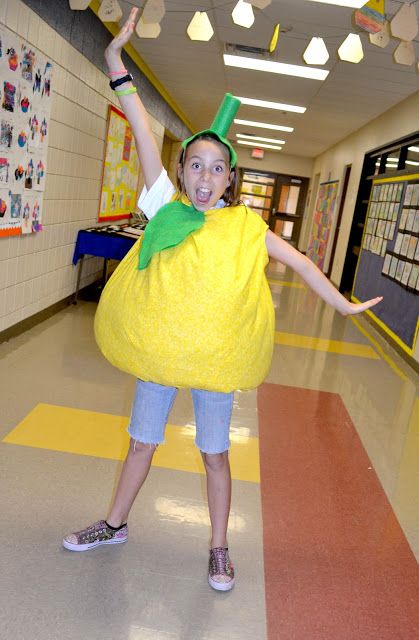 heidi schatze: 3rd grade lemon costume Lemon Costume Diy, Lemon Halloween Costume, Lemonade Float, Lemon Costume, Fruit Costumes, Bird Costume, Costume Diy, Diy Costumes, Creative Life