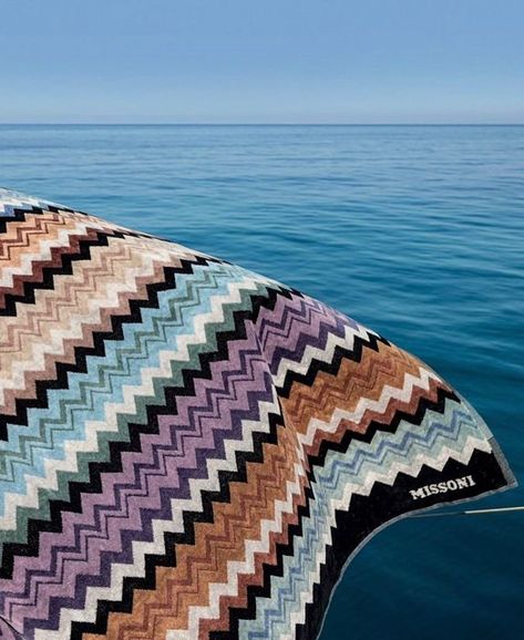 Missoni Aesthetic, Missoni Towels, Textile Book, Missoni Pattern, Long Hots, Beach Pillows, Missoni Home, Euro Summer, Sea Inspired