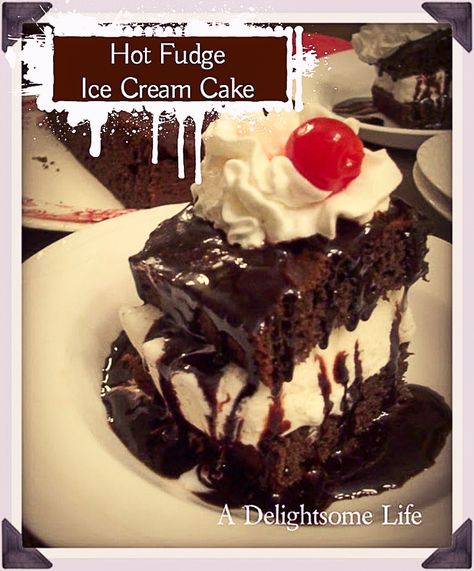 Shoneys Hot Fudge Cake Recipe, Fudge Ice Cream Cake, Virginia Recipes, Hot Fudge Cake, Fudge Ice Cream, Restaurant Copycat, Vegetarian Cake, Cold Desserts, Fudge Sauce