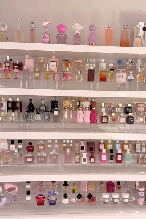 Perfume Collection Display Shelves, Perfume Wall Display, Perfume Shelves, Perfumes Display, Perfume Closet, Aesthetic Perfumes, Girls Perfume, Perfume Collection Aesthetic, Perfume Wardrobe