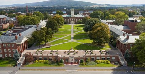 10 Of the Easiest Classes at Bucknell University - Humans of University Bucknell University, School Scores, Student Ambassador, Admissions Office, Franklin Marshall, Best Colleges, New College, Student Services, College Campus