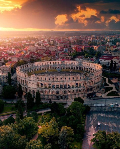 Roman Amphitheatre, Pula Croatia, Roman Colosseum, Concert Venue, Plitvice Lakes, Ancient Buildings, Beautiful Travel Destinations, Places In Europe, World Cities