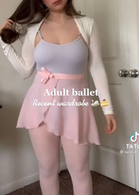 Ballet Plus Size, Curvy Ballerina, Fat Ballerina, Plus Size Ballerina, Plus Size Ballet, Ballet Fits, Ballerina Aesthetic, Ballet Attire, Ballet Practice