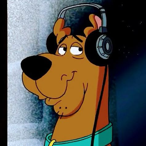 Scooby Doo Pfp Aesthetic, Scooby Doo Animation, Scrappy Doo Drawing, Scooby Doo Pfps, Scooby Doo Profile Picture, Shaggy Pfp, Scooby Doo Pfp, Scooby Doo Fanart, Sassy Characters