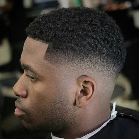 Black Fade Haircut, Low Fade Haircut Men's, Black Man Haircut Fade, Low Haircuts, Low Cut Hairstyles, Trend Hairstyle, Fade Haircut Styles, Black Boys Haircuts, Black Men Haircut