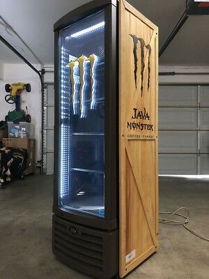 Perfect for a garage gym. Gym Fridge Ideas, Gym Fridge, Recovery Room, Garage Gym, Monster Energy, Lockers, Locker Storage, Gym, Home Decor