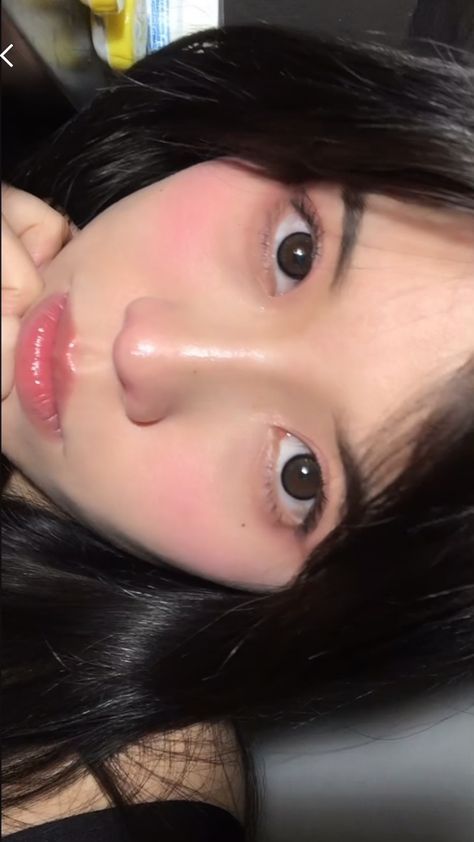 Cute pink asian soft makeup girl douyin style aesthetic ulzzang makeup im cold makeup tiktok instagram circle lenses Japanese Makeup For School, Soft Features Face Make Up, Cold Girl Makeup Asian, Cold Skin Tone Makeup, Im Cold Makeup Look Korean, Cold Tone Makeup Korean, Japanese School Makeup Looks, Korean Jelly Makeup, Korean Cold Makeup