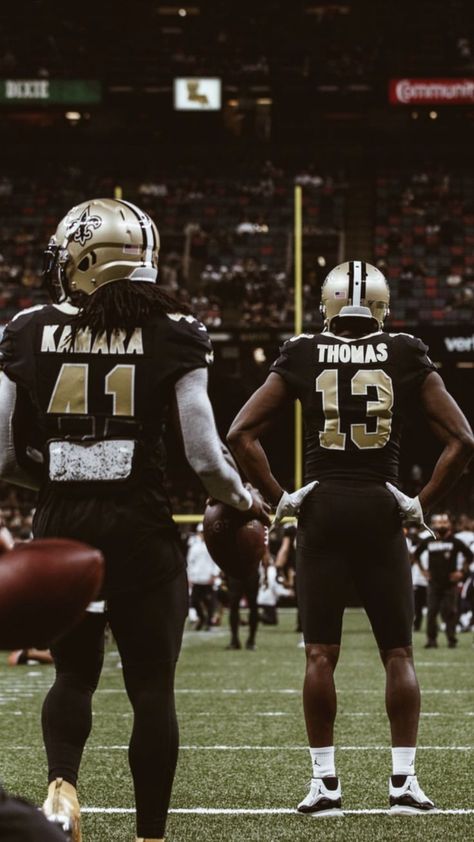 Saints Football Wallpaper, Nfl Aesthetic Wallpaper, Football Wallpaper Nfl, Nfl Photography, Football Aesthetics, American Football Cleats, Nfl Wallpaper, Nfl Fantasy Football, Alvin Kamara