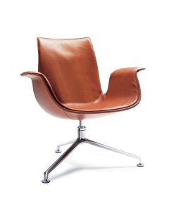 leather Bucket Chair, Bucket Chairs, Walter Knoll, Iconic Furniture, Lounge Chair Design, Lounge Armchair, Mid Century Chair, Arne Jacobsen, Beautiful Chair