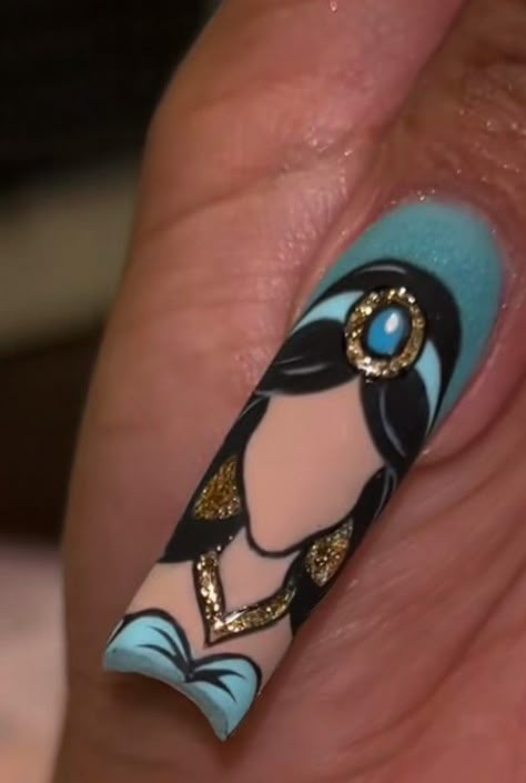 Princess Jasmine Nail Art, 3d Cartoon Nail Art, Jasmine Nail Art, Aladdin Nail Art, Easy Character Nails, Pocahontas Nails, Princess Jasmine Nails, Aladdin Nails, Nail Art Cartoon