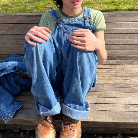 Baggy Overalls Outfit, Overalls Outfit Aesthetic, Baggy Overalls, Androgynous Outfits, Fashion Diary, Overalls Outfit, Swaggy Outfits, Starter Pack, Dream Clothes