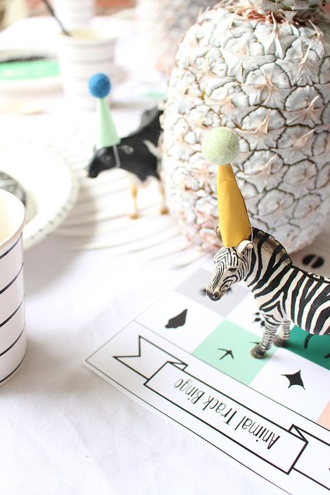 Party Animal Theme, Boys Birthday Party Ideas, Birthday Party Boys, Party Animal Birthday, Animal Party Decorations, Unique Party Themes, Animal Party Theme, Baby Boy 1st Birthday Party, Celebration Decor