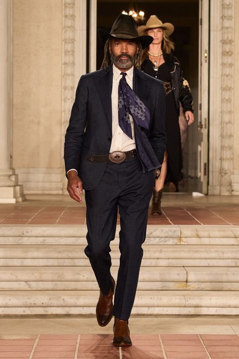 Ralph Lauren Spring 2023 Ready-to-Wear Collection | Vogue Western Fashion Men, Goth Cowgirl, Wedding Guest Men, Cowboy Suit, Mens Western Wear, Modern Goth, Modern Cowboy, Spring 2023 Ready To Wear, Double Rl