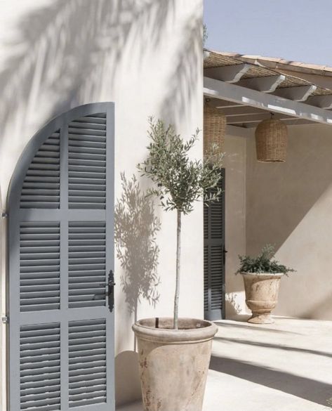 Modern Window Shutters, Mediterranean Shutters, Exterior Shutter Colors, Mediterranean Exterior, Painting Shutters, Contemporary Windows, Interior Shutters, Elegant Curtains, Modern Window