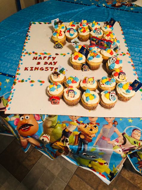 Toy Story Pull Apart Cupcakes, Cupcake Pull Apart, Pull Apart Cupcake, Toy Story Cupcakes, Pull Apart Cupcake Cake, Pull Apart Cupcakes, Toy Story Cakes, Number Three, The 3 Kings